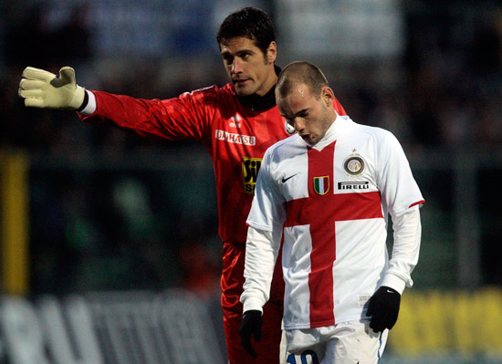 达比修有在对阵休斯顿太空人时，仅差一颗好球即达成完全比赛，遗憾遭破功