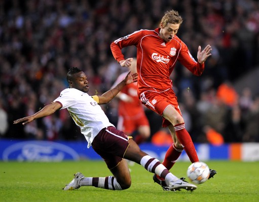 足球国足新战术曝光，强调速度与侵略性