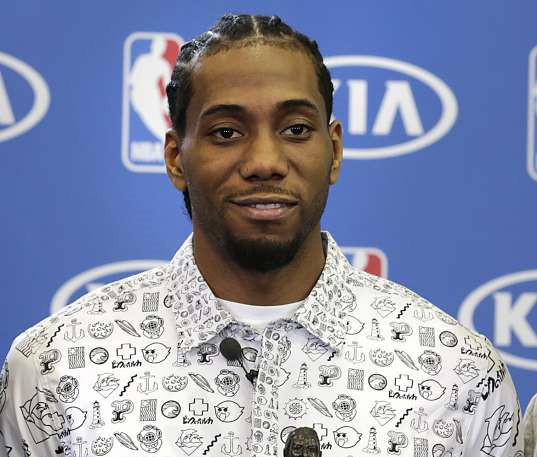 火腿Reyes「鱼雷棒」开轰独居全垒打王 发豪语：夺月MVP就带全队吃烧肉｜日职